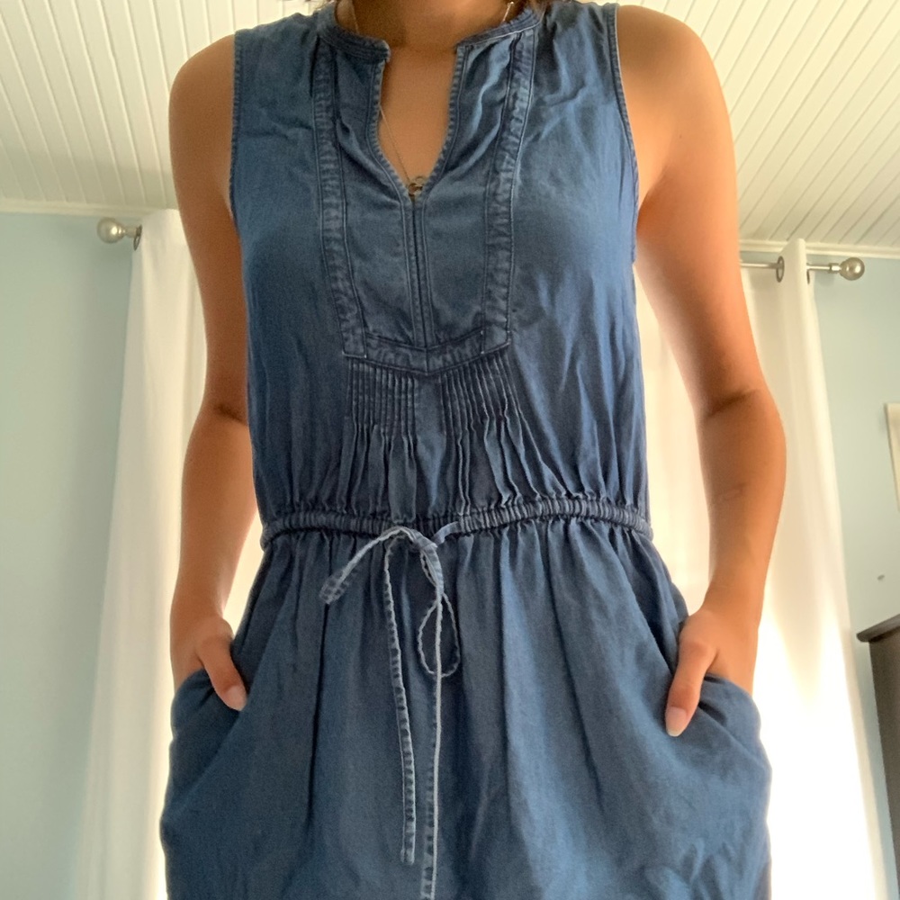Blue/gray V-neck dress